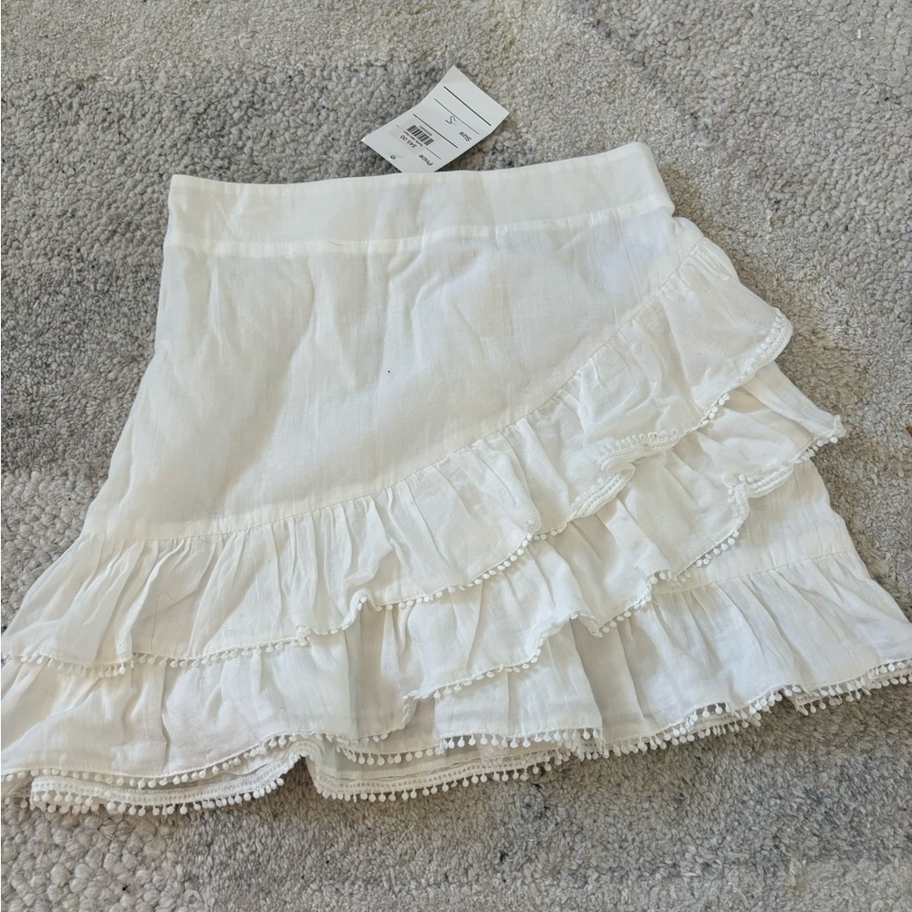 NEW W TAGS DO+BE WHITE SKIRT